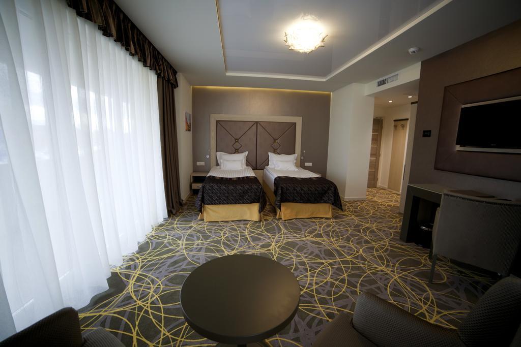 Exclusive Hotel & More Sibiu Quarto foto