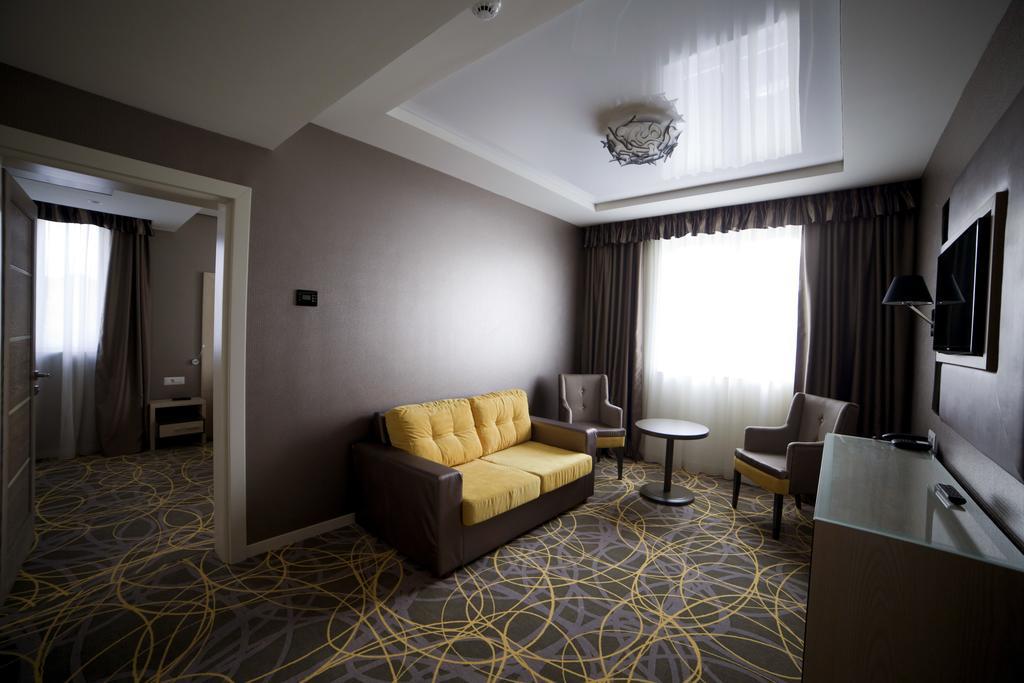 Exclusive Hotel & More Sibiu Quarto foto