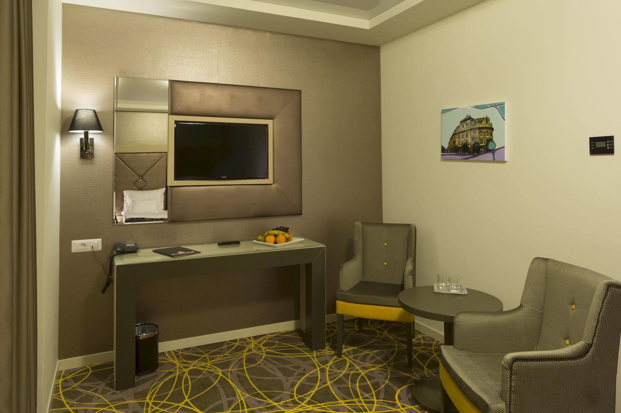 Exclusive Hotel & More Sibiu Exterior foto